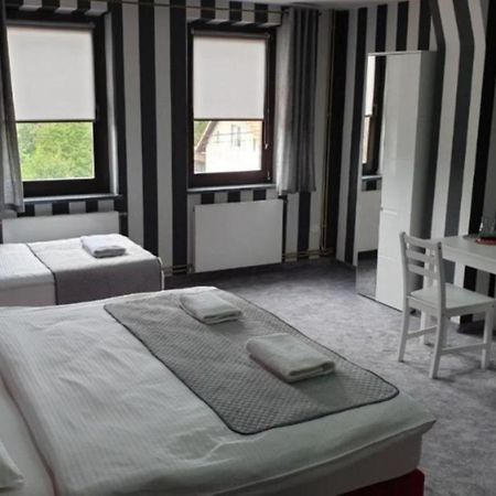 Nata Pokoje Gościnne Restauracja Libiaz Zewnętrze zdjęcie