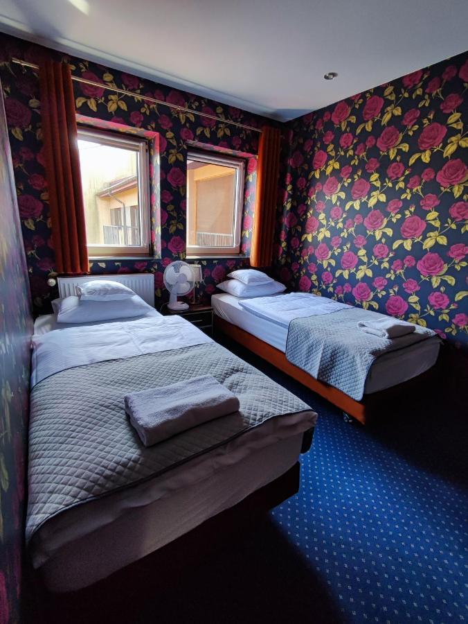 Nata Pokoje Gościnne Restauracja Libiaz Zewnętrze zdjęcie